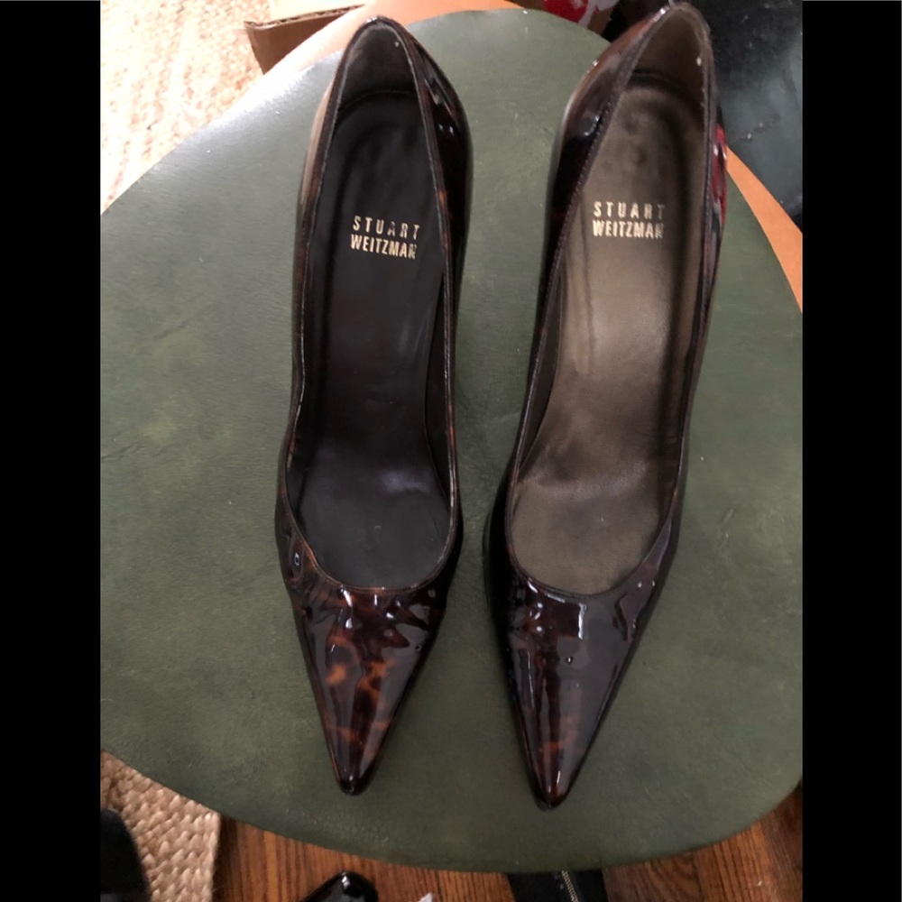 Stuart Weitzman 9M classy shoes. Pictures show!